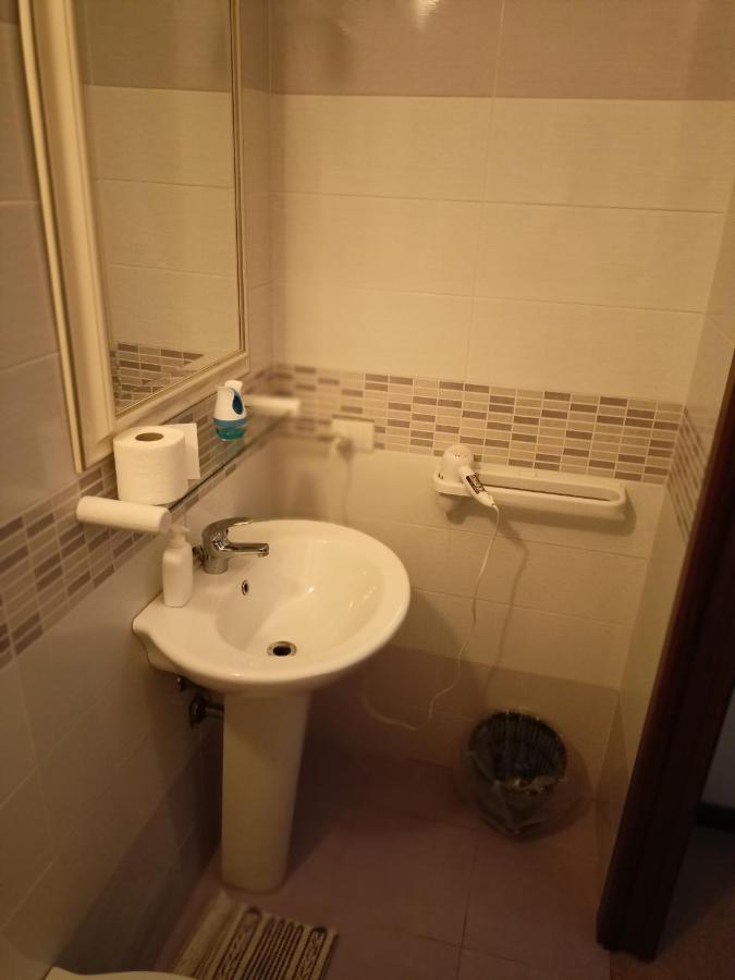 Marco - Camere Con Bagno Privato Vicino Al Centro Φολίνιο Εξωτερικό φωτογραφία