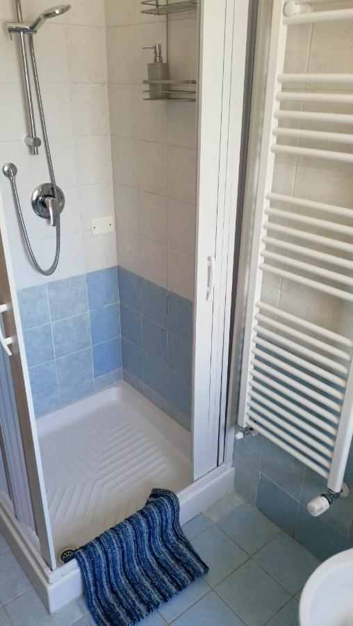 Marco - Camere Con Bagno Privato Vicino Al Centro Φολίνιο Εξωτερικό φωτογραφία
