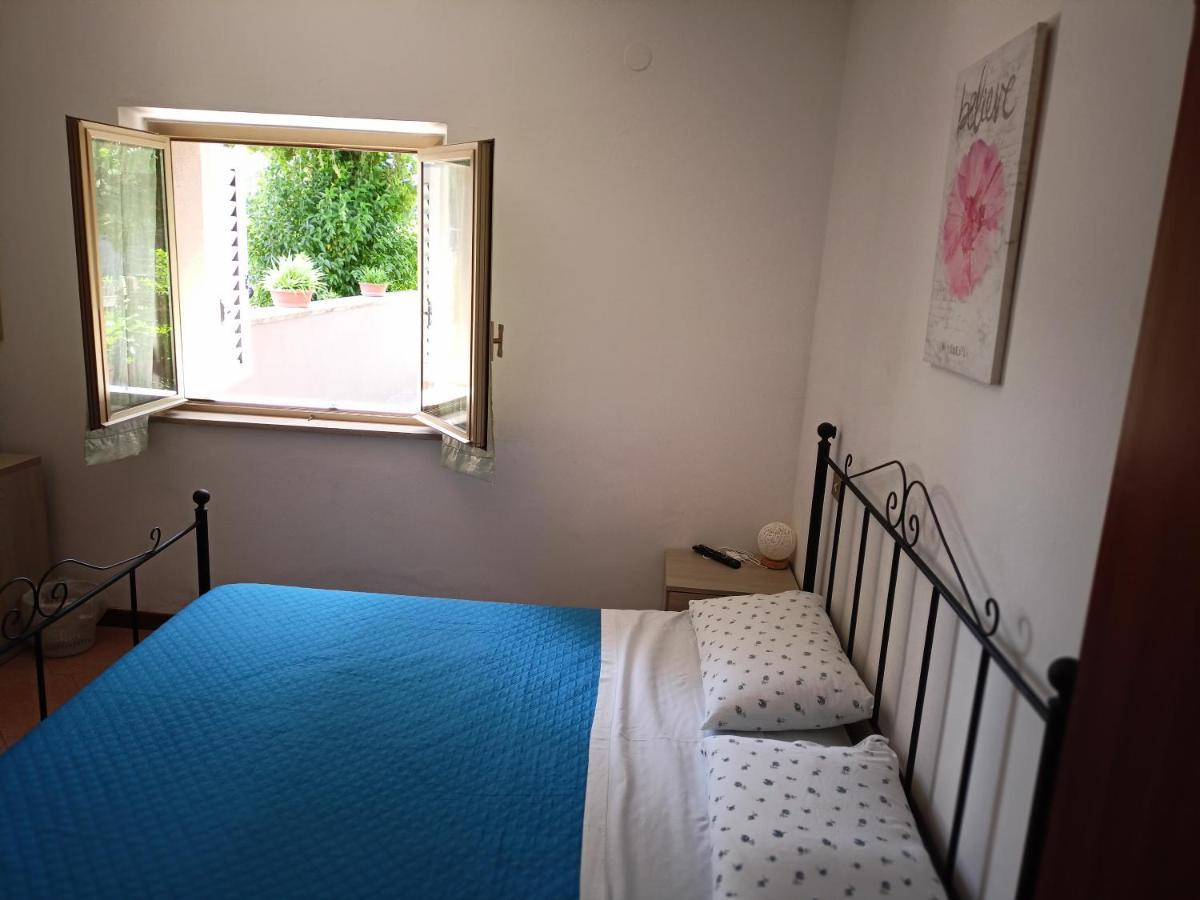 Marco - Camere Con Bagno Privato Vicino Al Centro Φολίνιο Εξωτερικό φωτογραφία