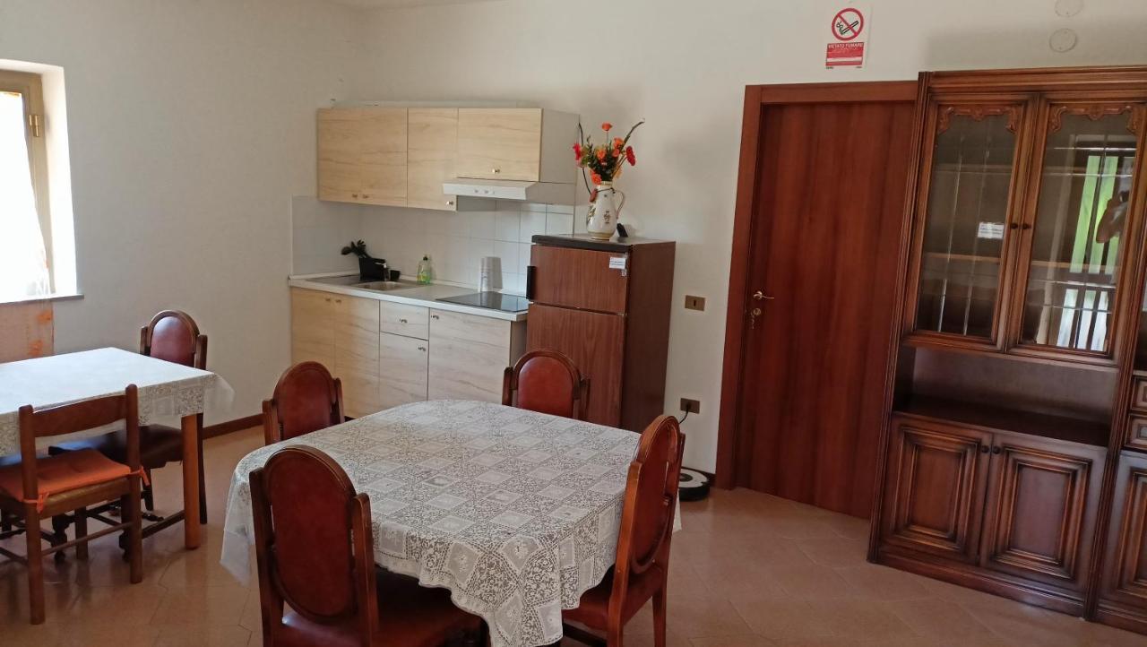 Marco - Camere Con Bagno Privato Vicino Al Centro Φολίνιο Εξωτερικό φωτογραφία