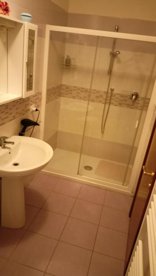 Marco - Camere Con Bagno Privato Vicino Al Centro Φολίνιο Εξωτερικό φωτογραφία