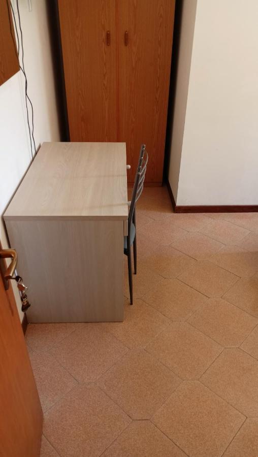 Marco - Camere Con Bagno Privato Vicino Al Centro Φολίνιο Εξωτερικό φωτογραφία